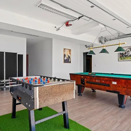 Seaview Matea With 4 En-suite Bedrooms, Whirlpool, Sauna, Private Pool