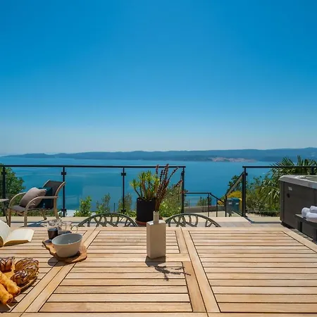 Seaview Matea With 4 En-suite Bedrooms, Whirlpool, Sauna, Private Pool Villa *