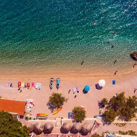 Seaview Matea With 4 En-suite Bedrooms, Whirlpool, Sauna, Private Pool Villa *